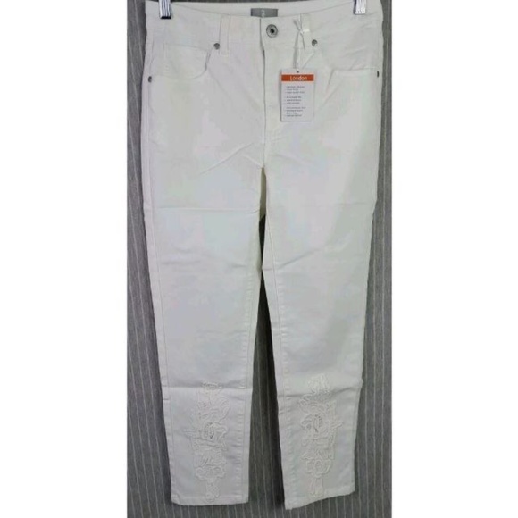 NEW Fair Lady Jeans Womens Color White - Picture 1 of 7